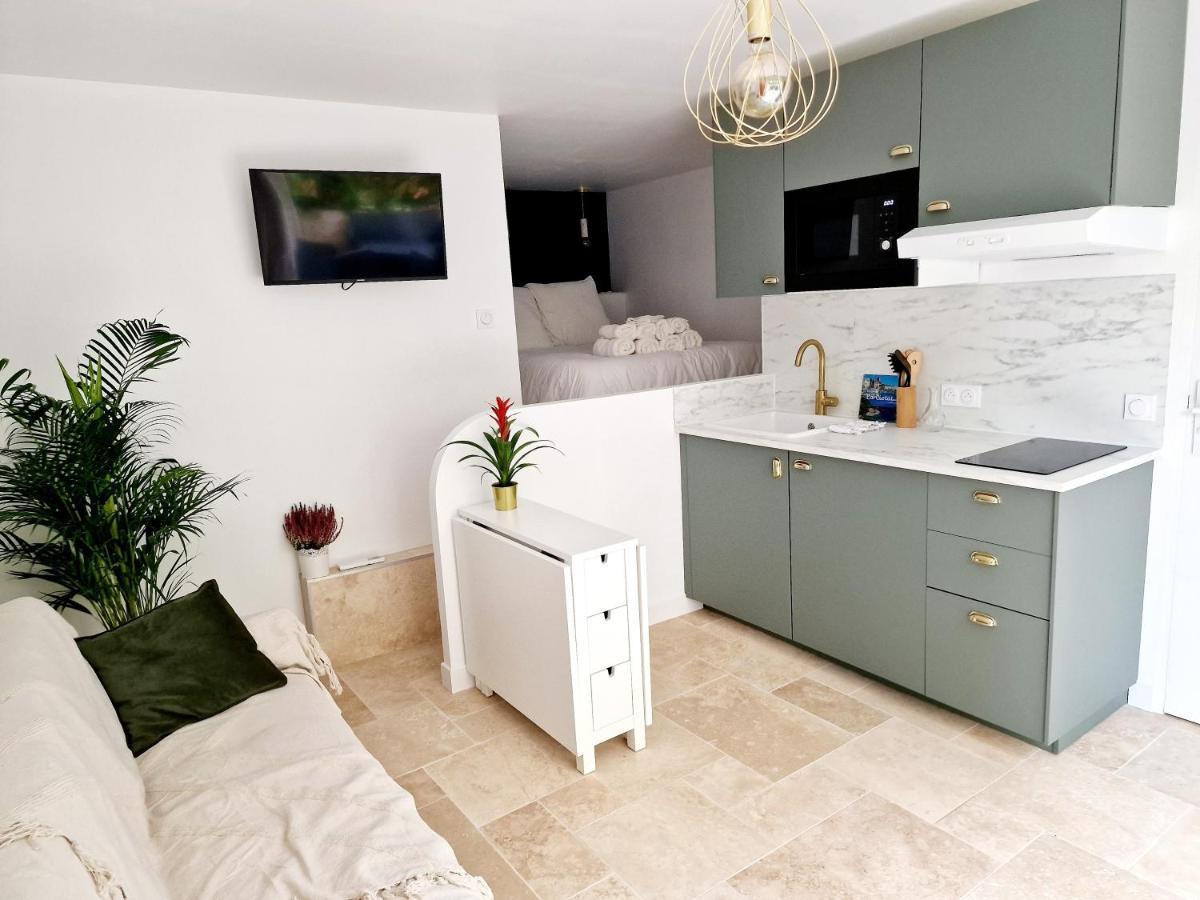 Au Bas Des Cretes En Bas De A Proche De La Et De Marseille Appartement La Ciotat